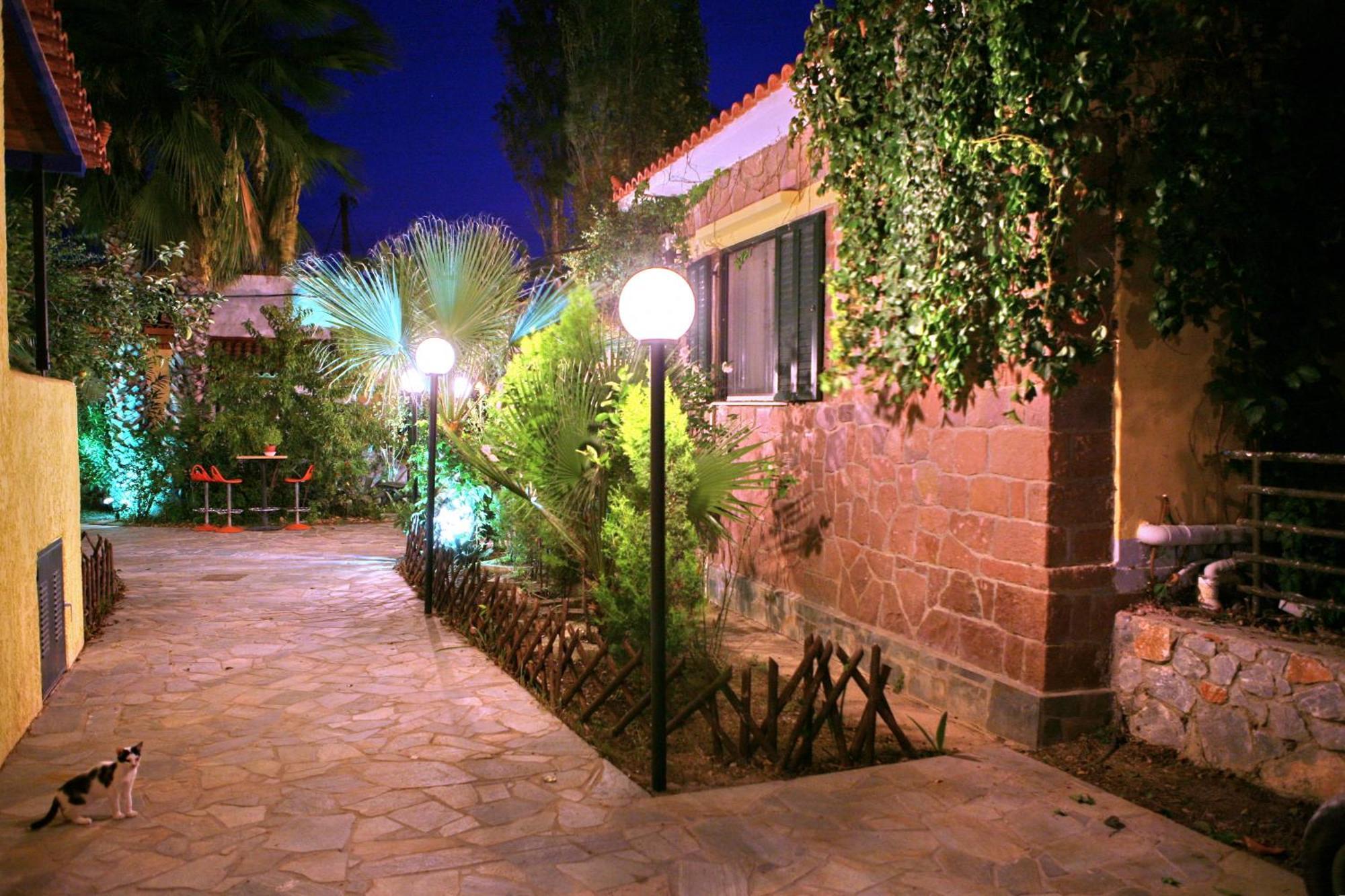 9 Musses Hotel Apartments Skala Mistegnon Екстериор снимка