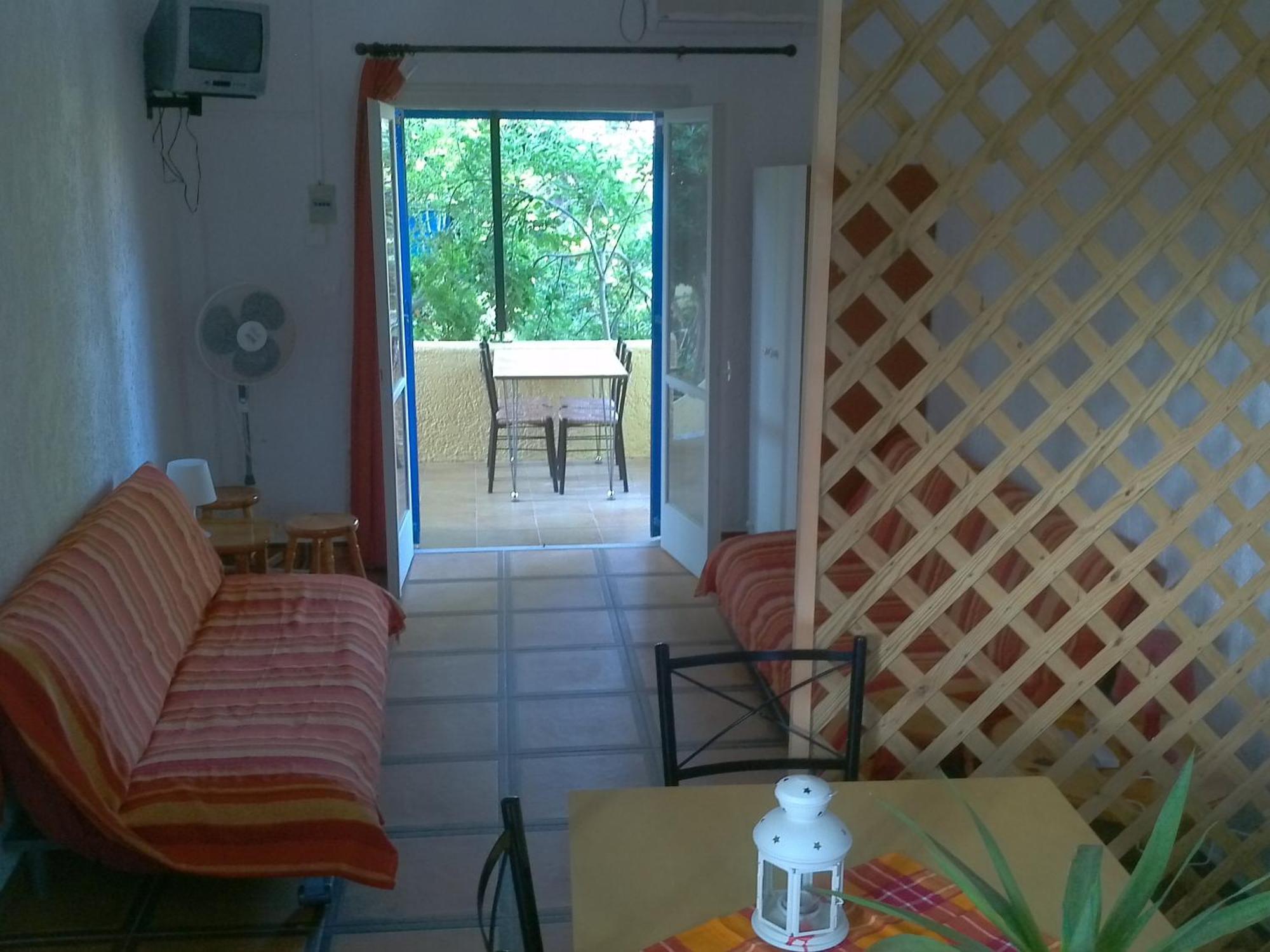 9 Musses Hotel Apartments Skala Mistegnon Екстериор снимка