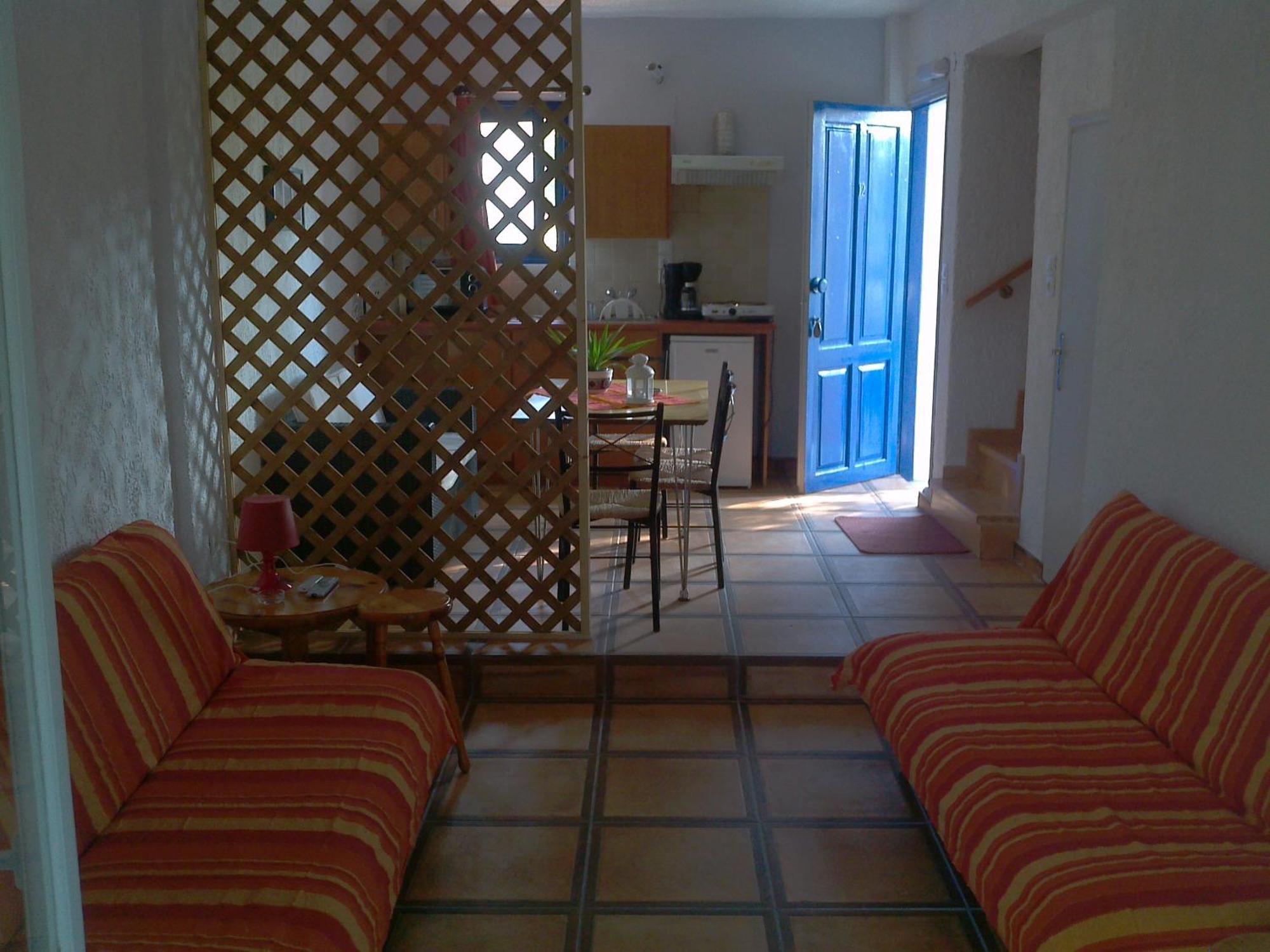 9 Musses Hotel Apartments Skala Mistegnon Екстериор снимка