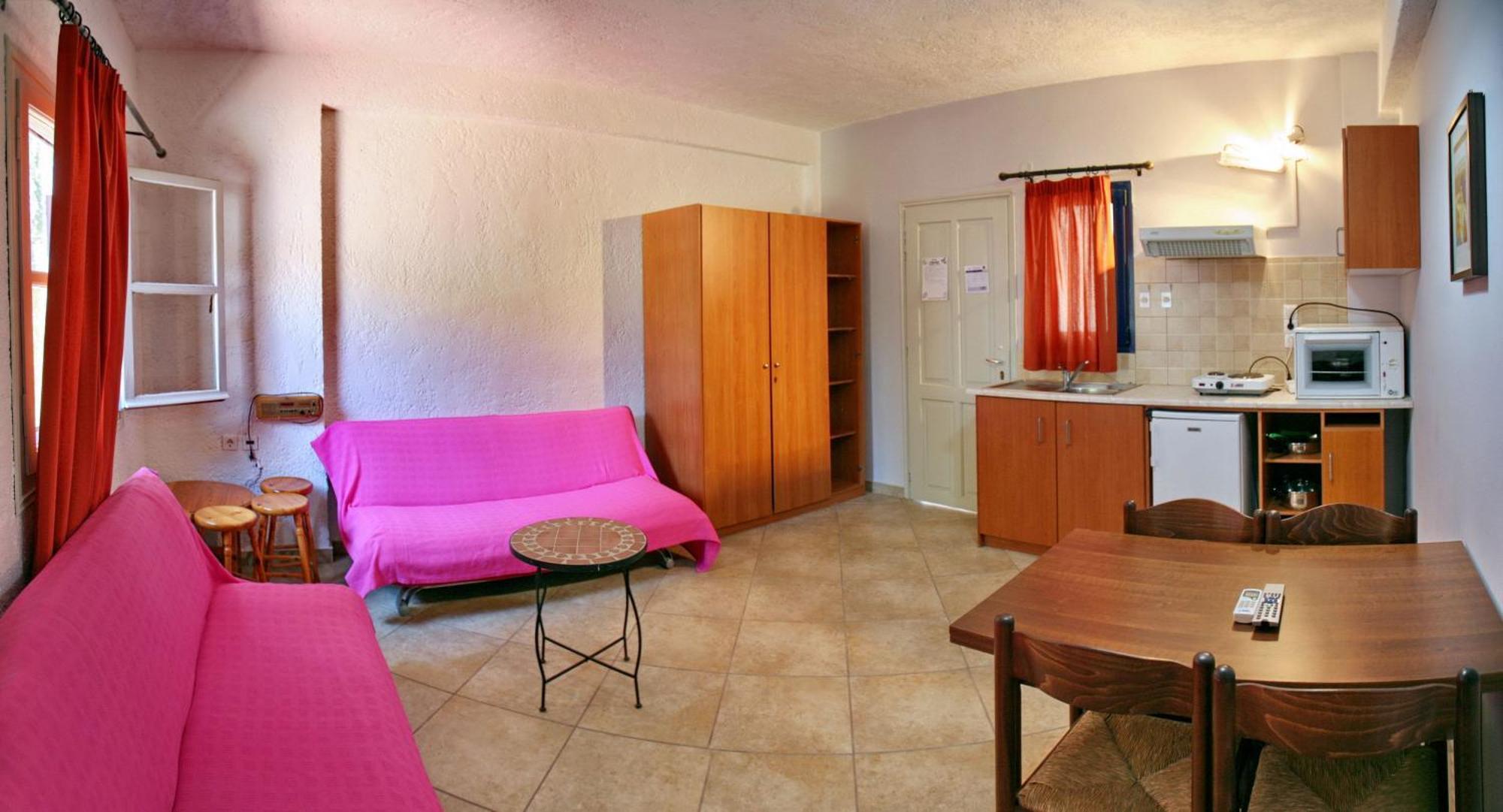 9 Musses Hotel Apartments Skala Mistegnon Стая снимка