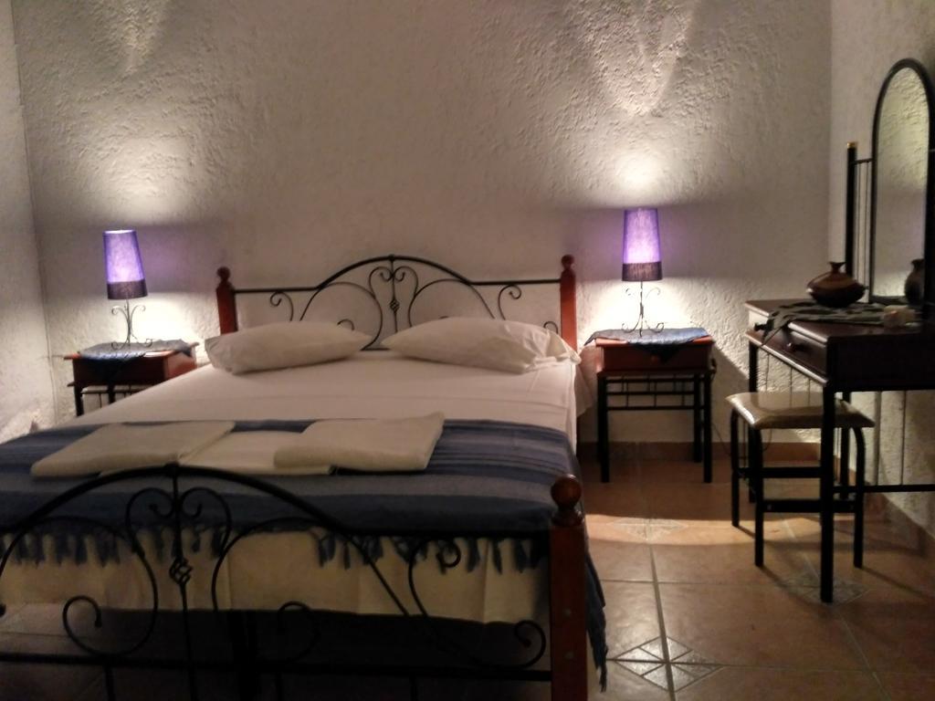 9 Musses Hotel Apartments Skala Mistegnon Екстериор снимка