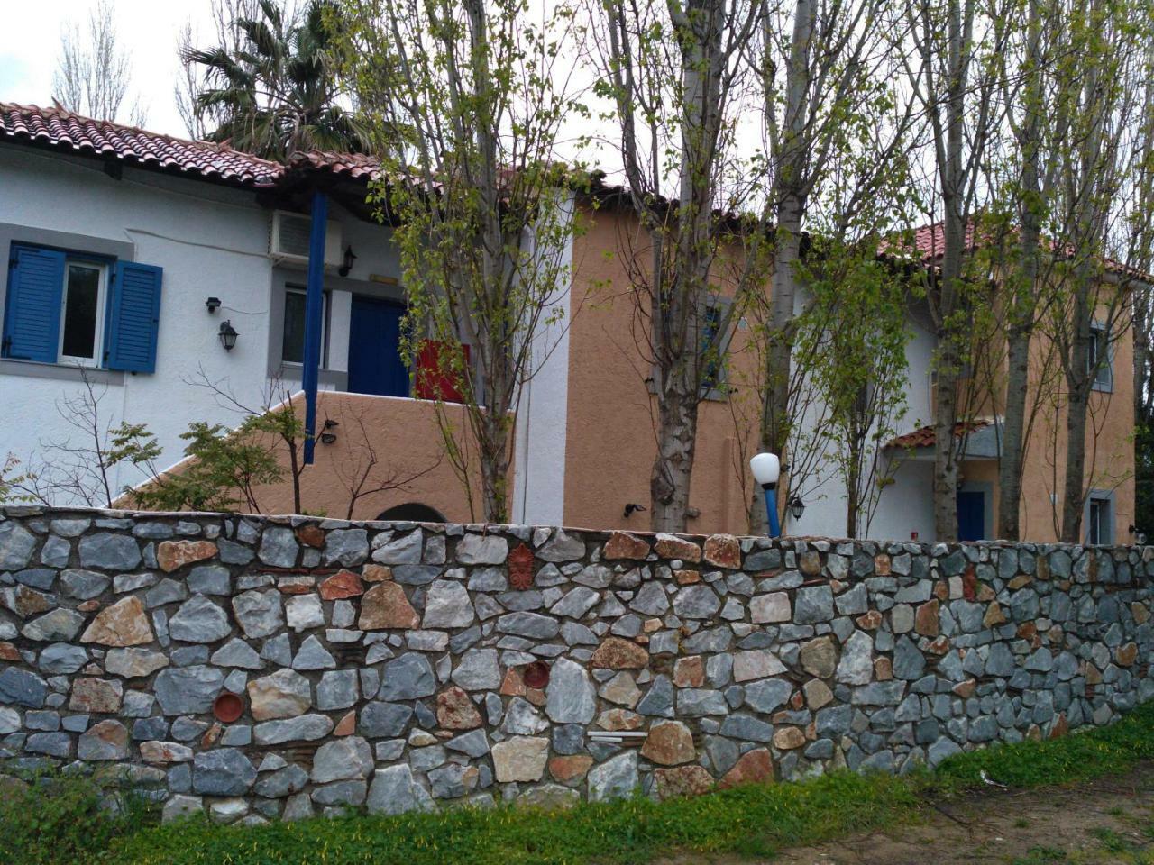 9 Musses Hotel Apartments Skala Mistegnon Екстериор снимка