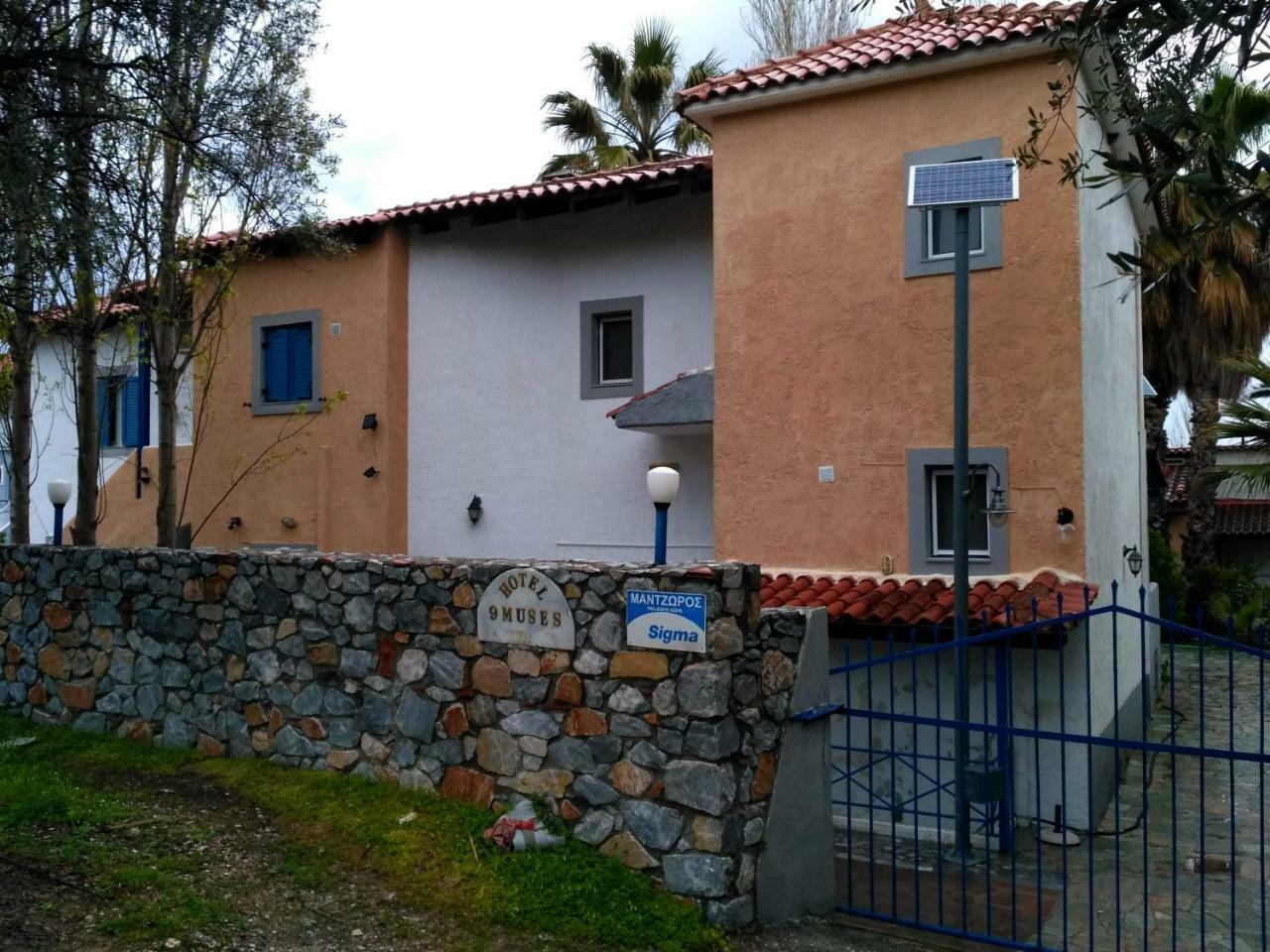 9 Musses Hotel Apartments Skala Mistegnon Екстериор снимка