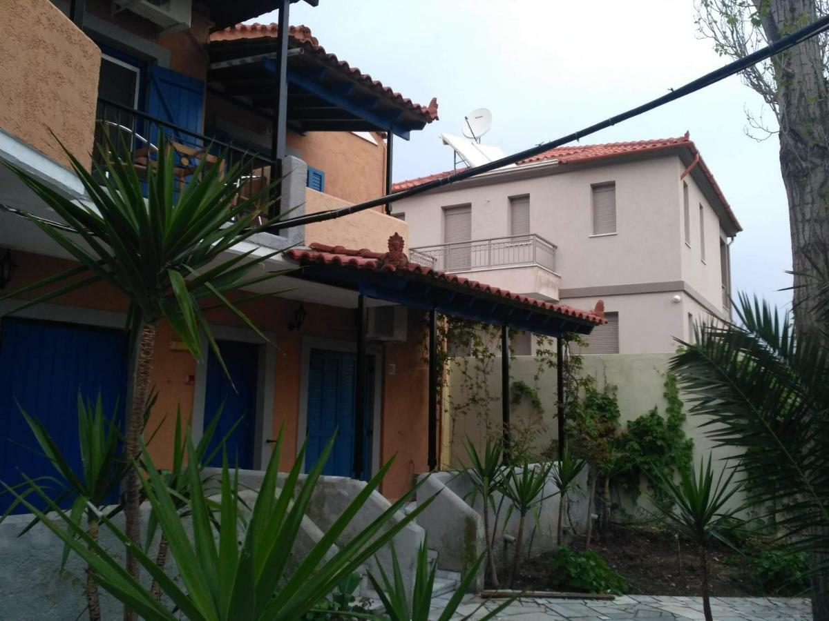 9 Musses Hotel Apartments Skala Mistegnon Екстериор снимка