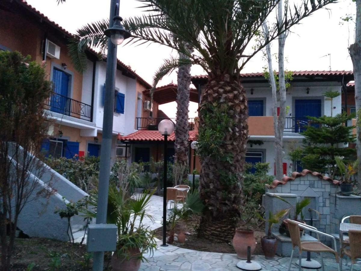 9 Musses Hotel Apartments Skala Mistegnon Екстериор снимка